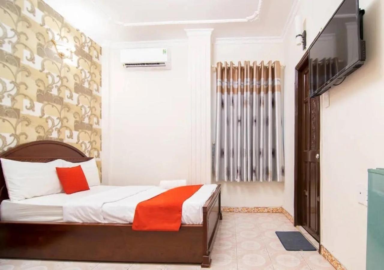 Tan Hoang Long Hotel Ho Chi Minh-staden Exteriör bild