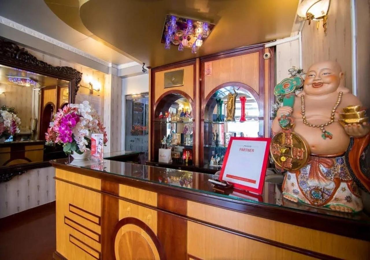 Tan Hoang Long Hotel Ho Chi Minh-staden Exteriör bild